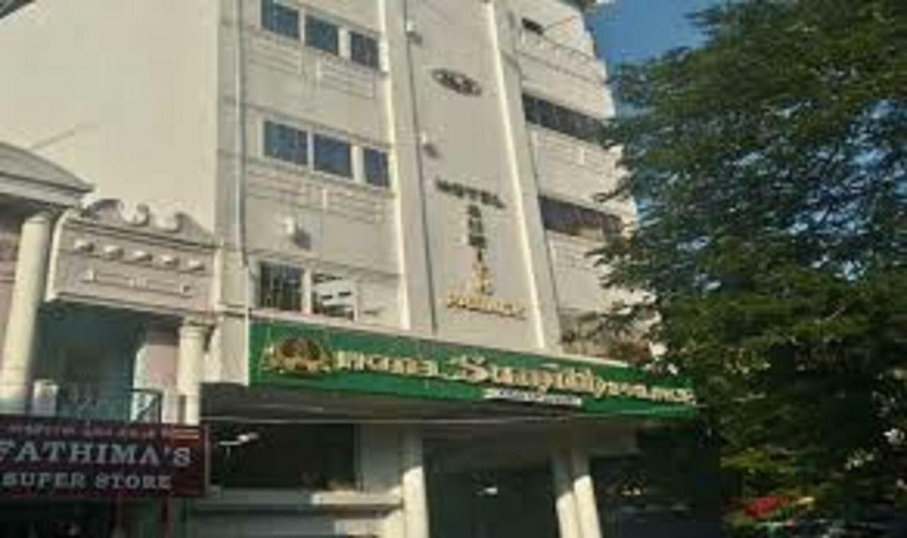 Hotel Sumith Palace Puduččéri Exteriér fotografie